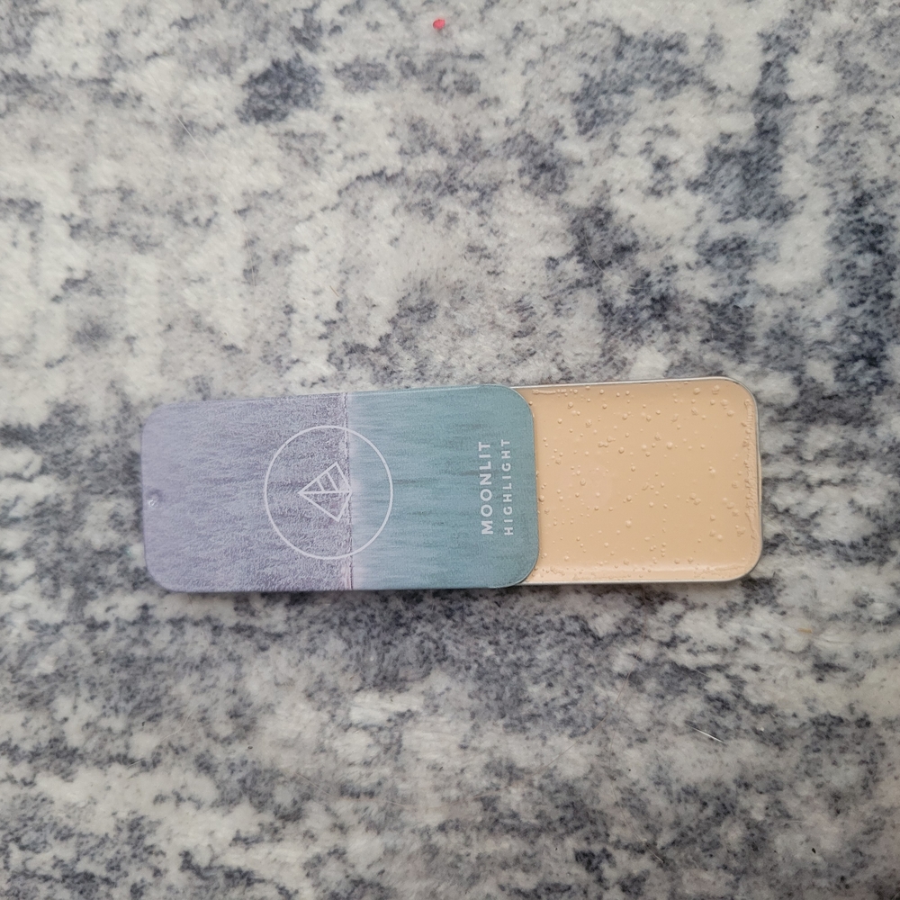 Moonlit Highlight Seint Makeup